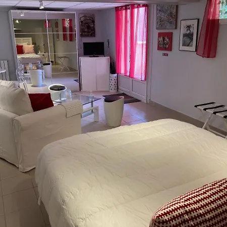 Rose Garden Apartment